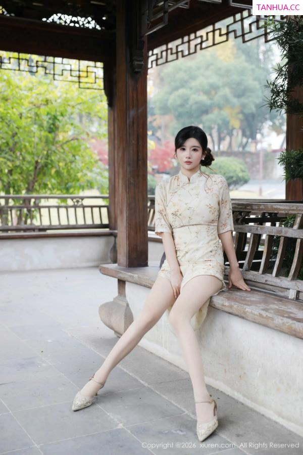   [XiuRen]高清写真图 2026.01.09 No.11214 小肉肉咪 黄色蕾丝内衣第16张图片